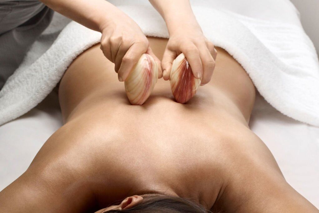 Metodo di rimozione del dolore nell'osteocondrosi - Massaggio
