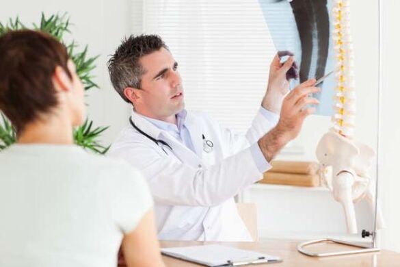rinvio a uno specialista per osteocondrosi cervicale