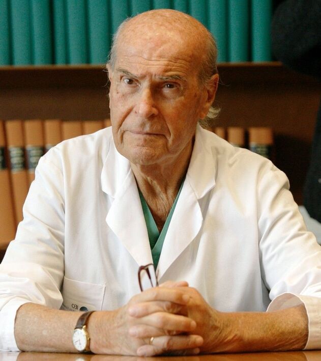Medico Terapista Dottore Antonio